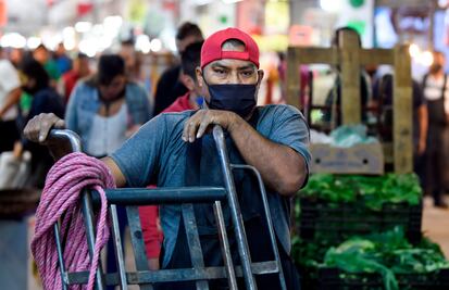 Casi 300 enfermos más de Covid reportaron en Querétaro este jueves