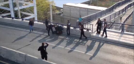 Elementos de seguridad evitan intento de suicidio en San Juan del Río