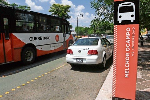 Se quejan por parada de RedQ en Universidad