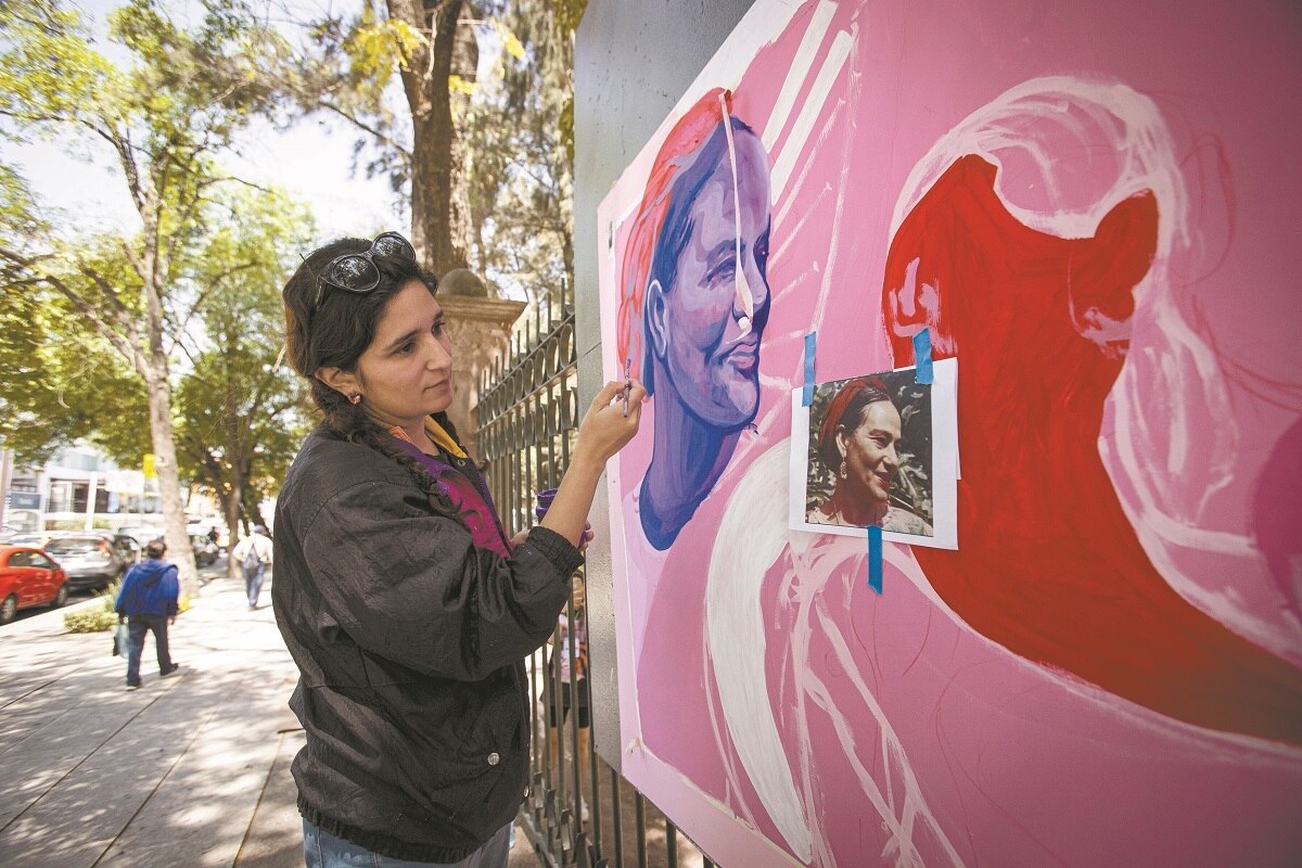 Artistas trazan la lucha de las mujeres