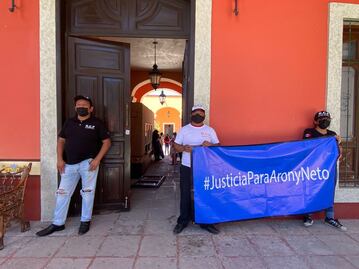 Toman presidencia de Pedro Escobedo; piden justicia para jóvenes atropellados por la policía