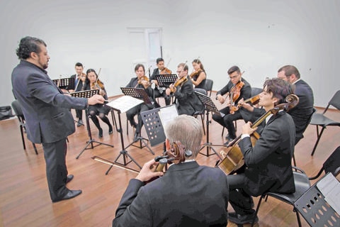 Concierto para tres sedes por la Camerata