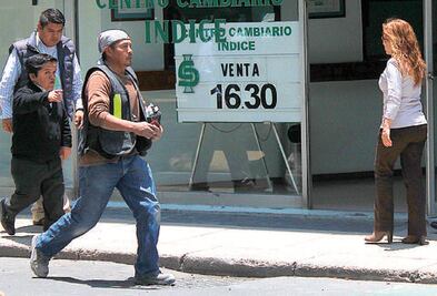 El peso está subvaluado, dicen