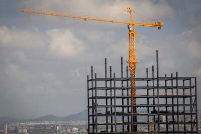 Buscan que ciudad crezca para arriba y no a las orillas