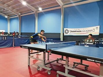 Tenis de mesa local, listo para ON