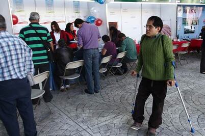 Desempleadas, 50% de personas 