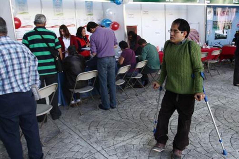 Desempleadas, 50% de personas 