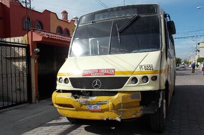 Choques matutinos sin lesionados