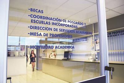 UAQ apoya a transgénero