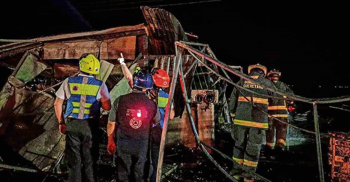 Protección Civil de Querétaro investiga incendio en Buenavista