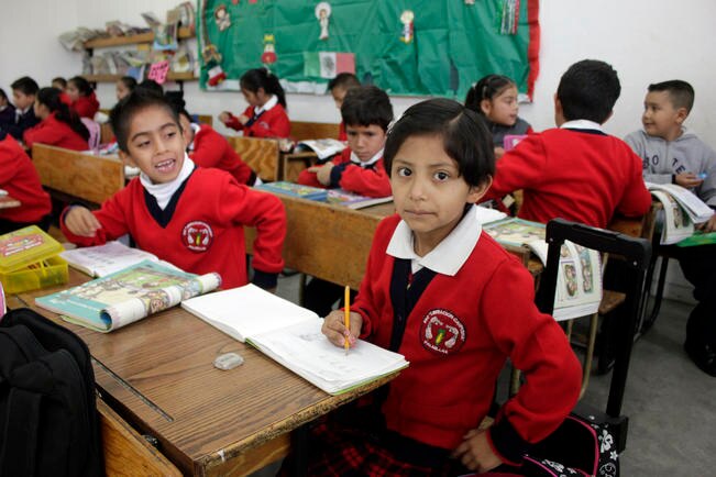 Alumnos de primaria serán funcionarios durante un día (OBTURE PRESS)