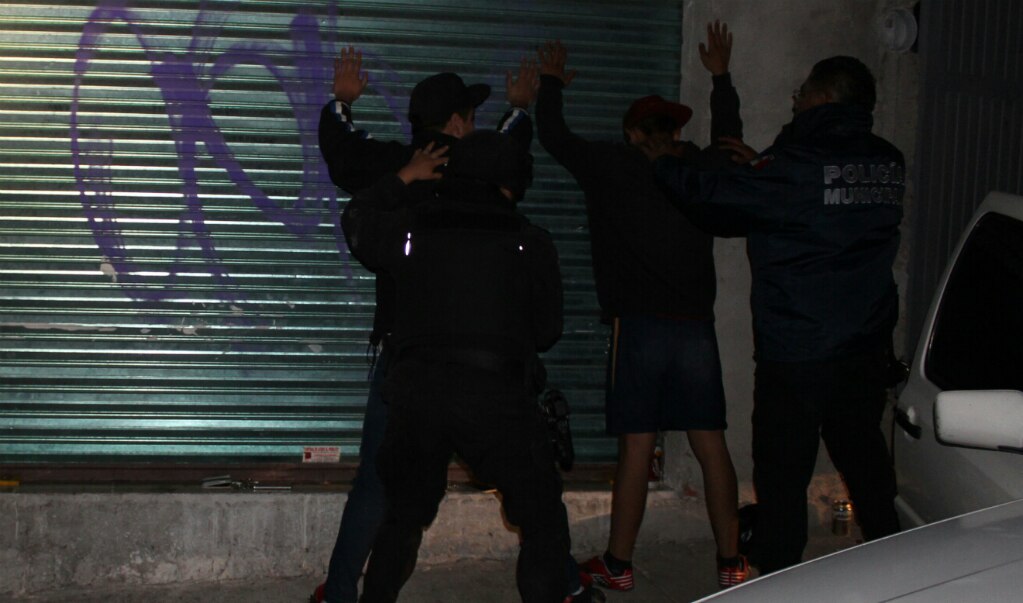 Tras persecución, detienen a ladrón en Santa Barbara