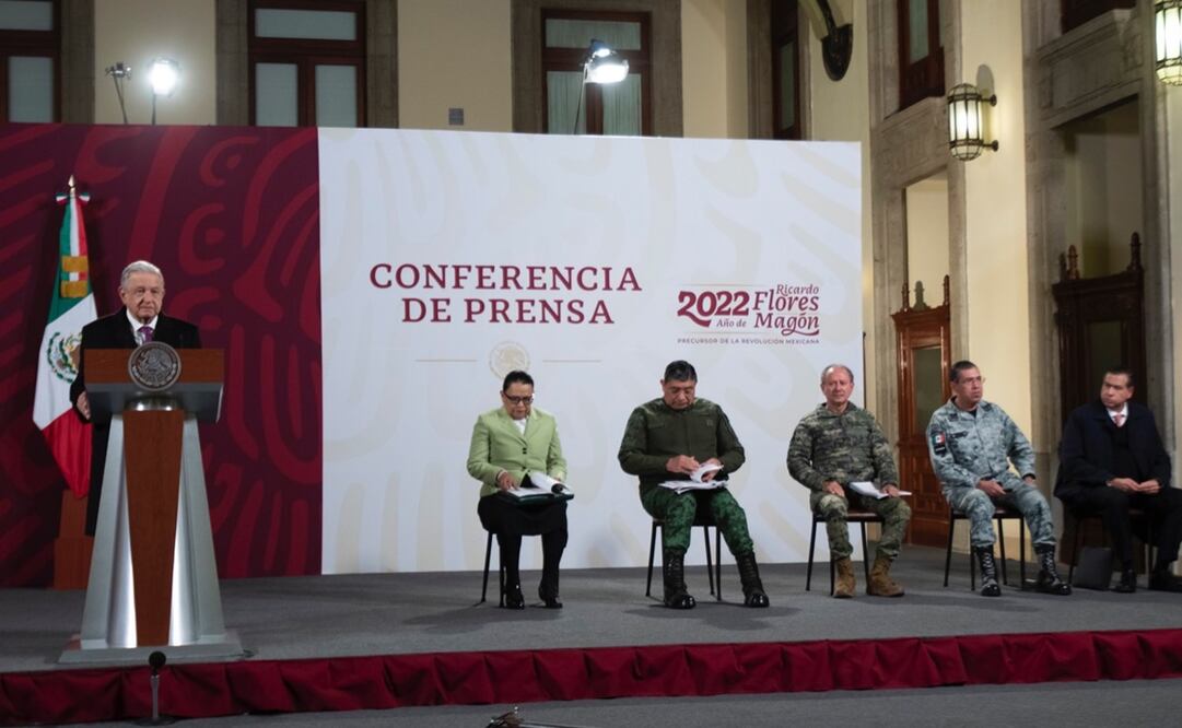 En el INE hay abusos y derroche porque no tienen conciencia de lo que es la austeridad: AMLO