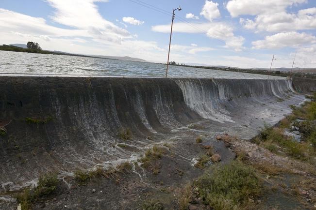 Tequisquiapan llama a extremar precauciones por el aumento del nivel de la presa Centenario