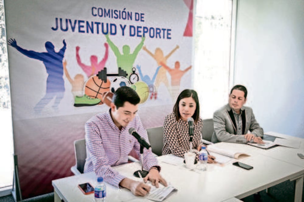 Votan a favor de Estatal de Oratoria