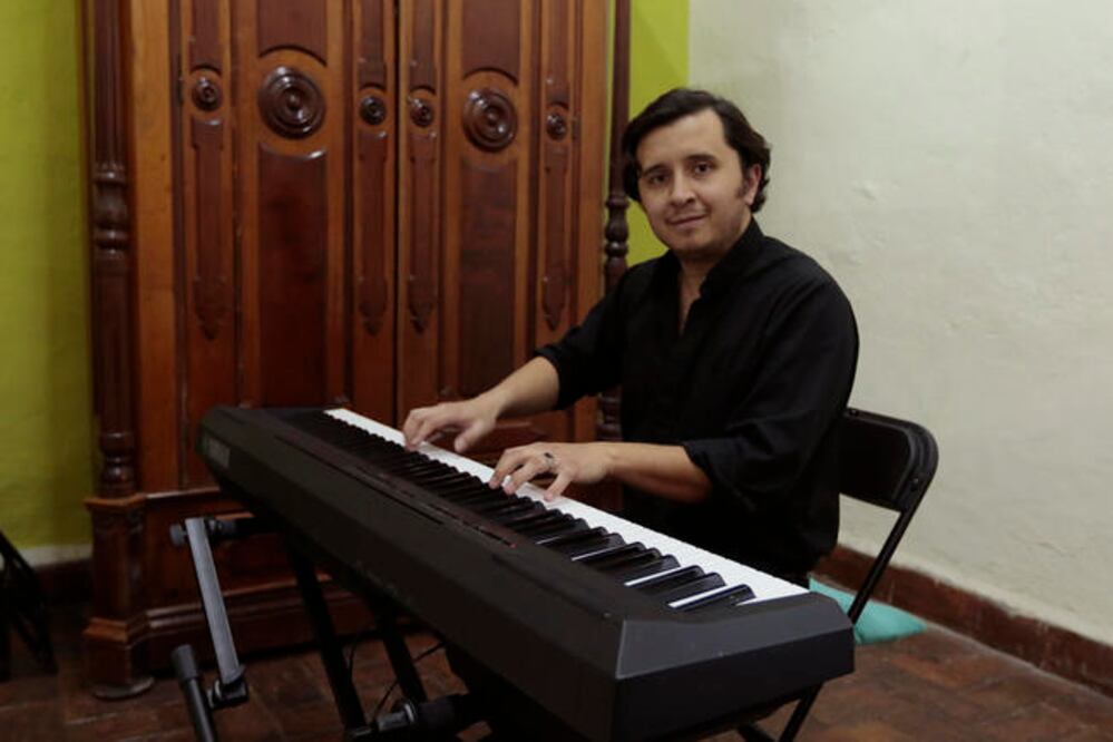 Desde pequeño, Jorge descubrió su pasión por la música. Fotos: Mario Valdés