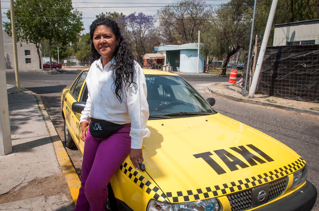 Presenta el IQM el programa “Taxi Seguro para Nosotras”