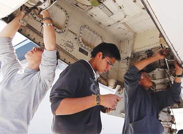 SJR: prevén 4 firmas automotrices