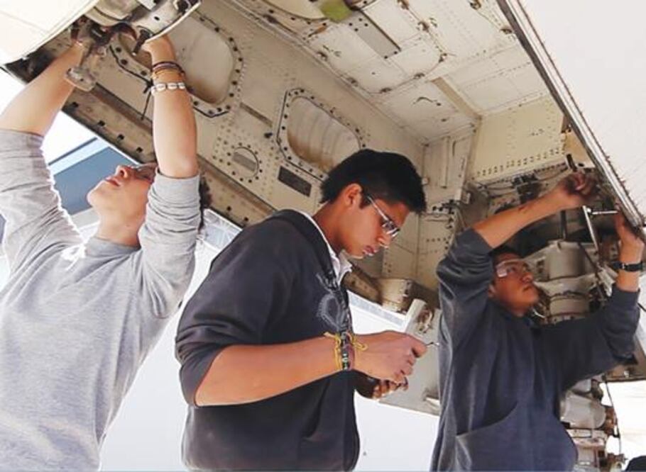 SJR: prevén 4 firmas automotrices