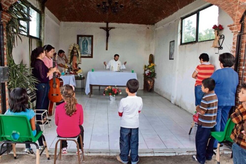 Cumplen 14 años de ayudar a migrantes