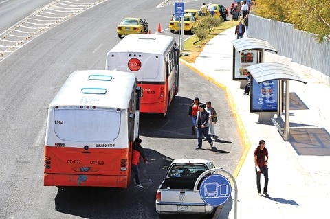 Descartan aumento al pasaje en el transporte público colectivo