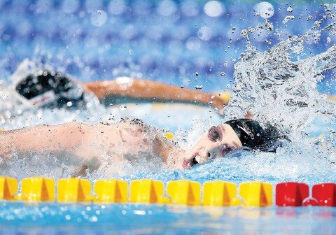 EU aprieta a China en natación