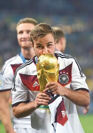 Götze agradece por ser el héroe