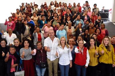 Celebran participación de las mujeres en El Marqués