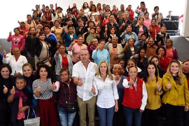 Celebran participación de las mujeres en El  Marqués