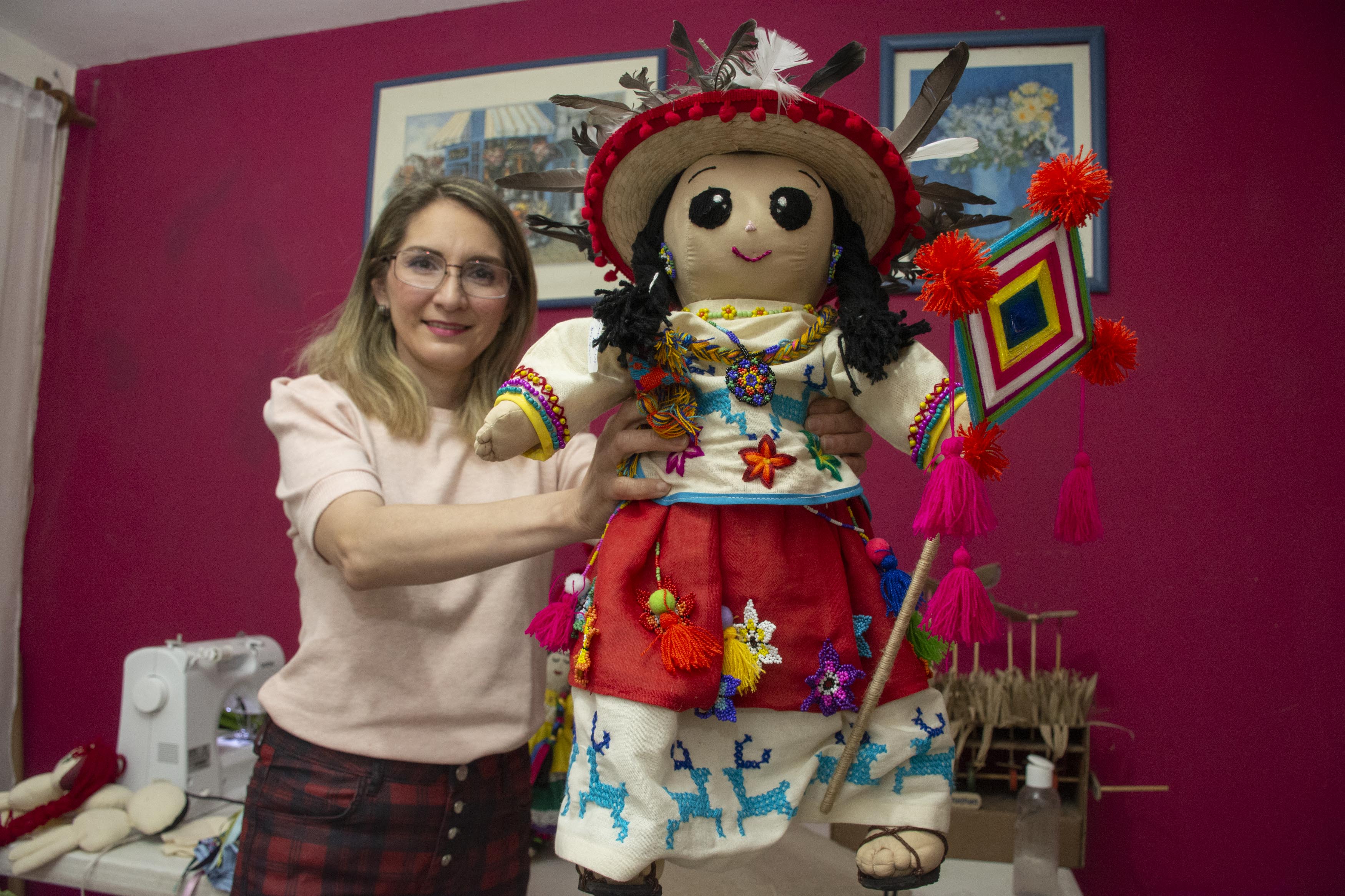 Muñecas artesanales: una terapia ocupacional ante el Covid-19