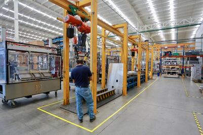 Industriales queretanos niegan repunte de casos de Covid-19 en fábricas