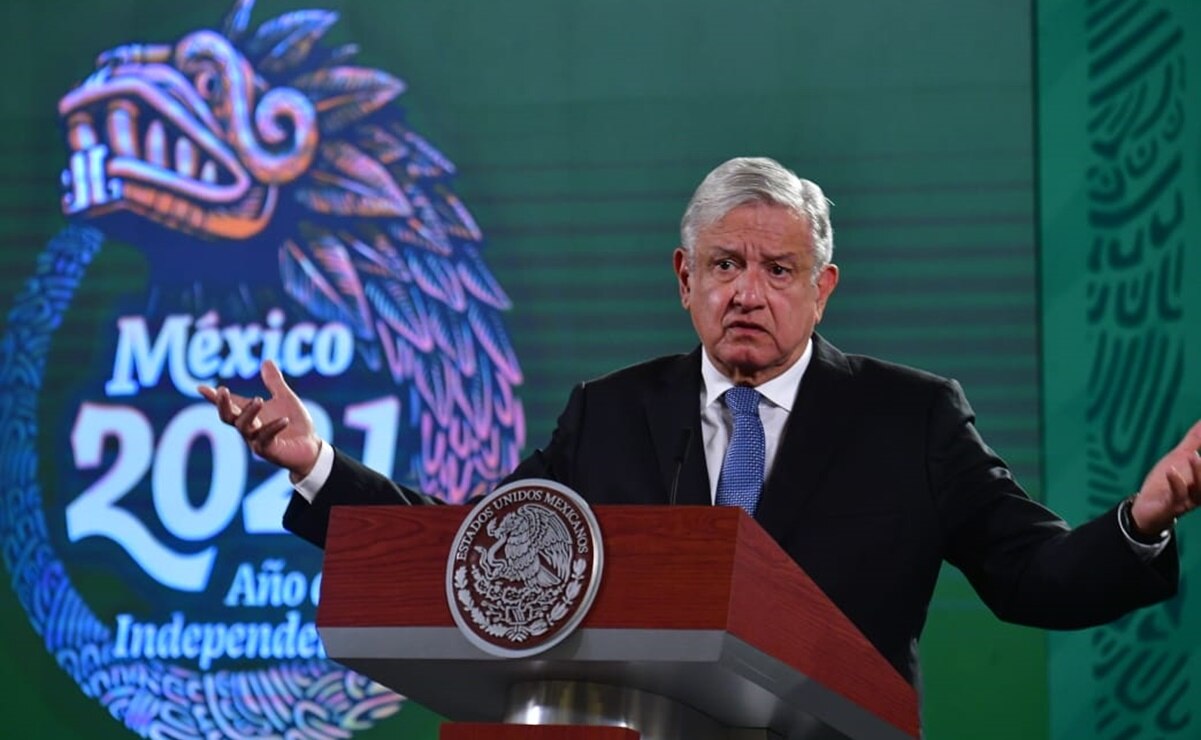 Arremete AMLO contra The Economist; “es majadera y mentirosa”