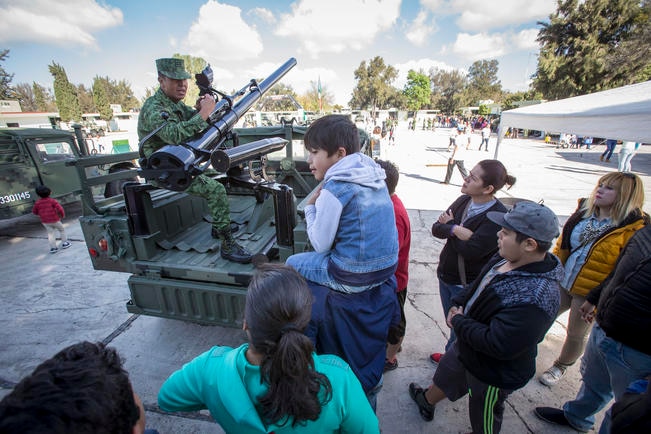 Paseo Dominical crea empatía entre sociedad y Ejército