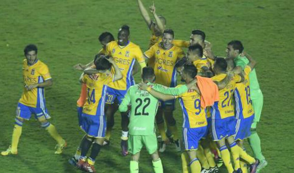 Nahuel da regalo de navidad a Tigres