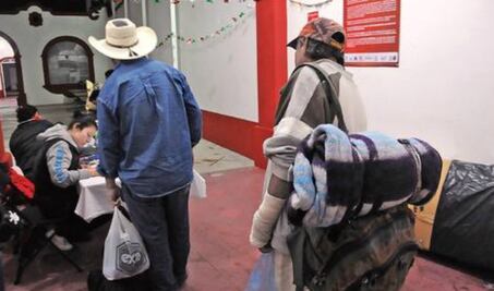 Preparan 76 albergues por fríos en Querétaro
