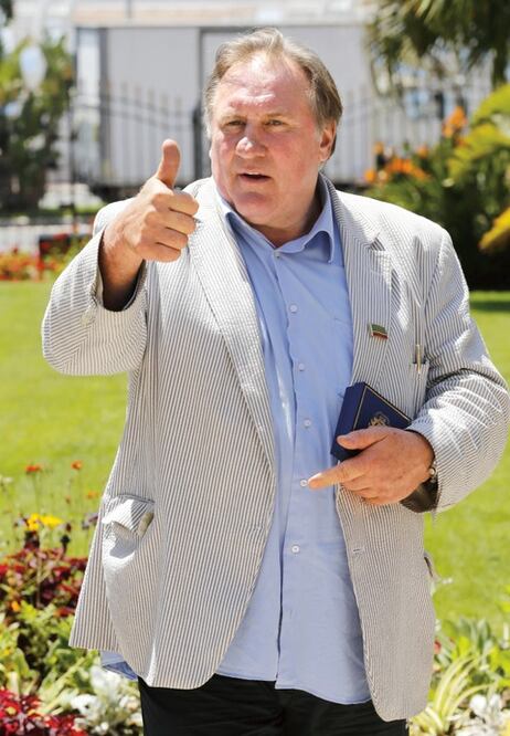 “Sólo” 14 botellas diarias para Depardieu