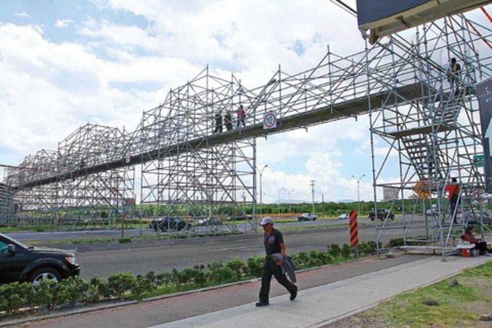 “Papeleo” retrasa puente peatonal