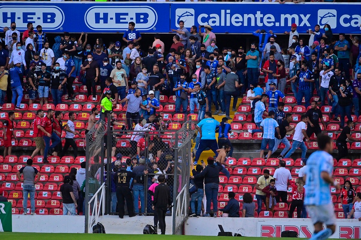 No hay aficionados del Atlas detenidos por los hechos de violencia en el estadio Corregidora 