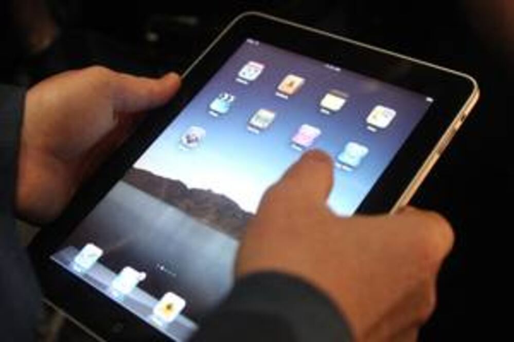 Tabletas electrónicas, sólo en zona metropolitana