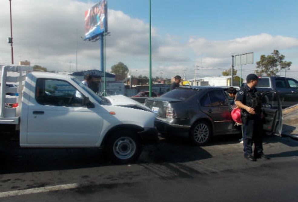 Carambola en la carretera 57 