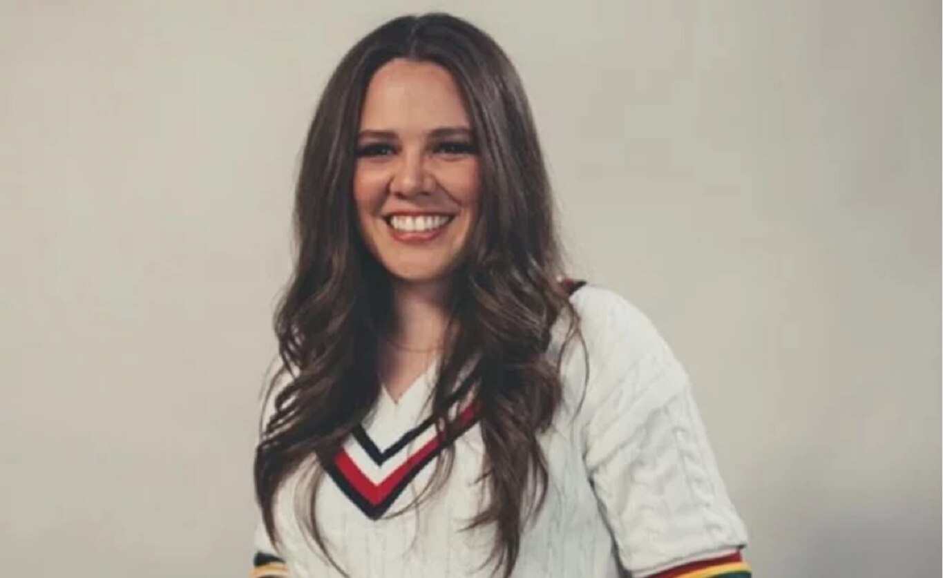 Joy espera a su primera bebé junto a su esposa