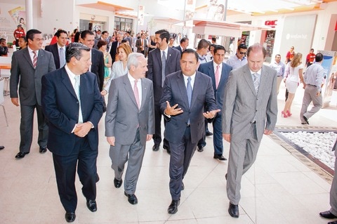 Inauguran Plaza Galerías en San Juan