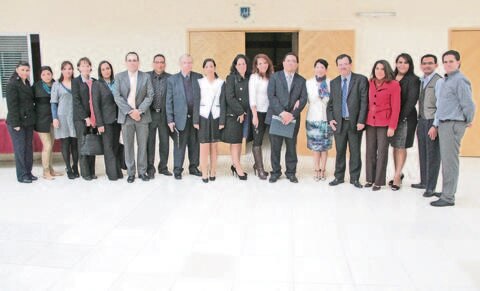 Celebran coloquio de tecnología educativa