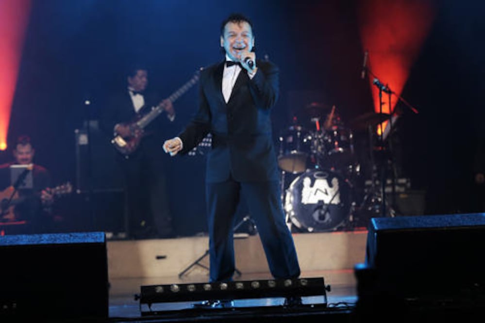 El tiempo retrocede con Ángeles Negros 