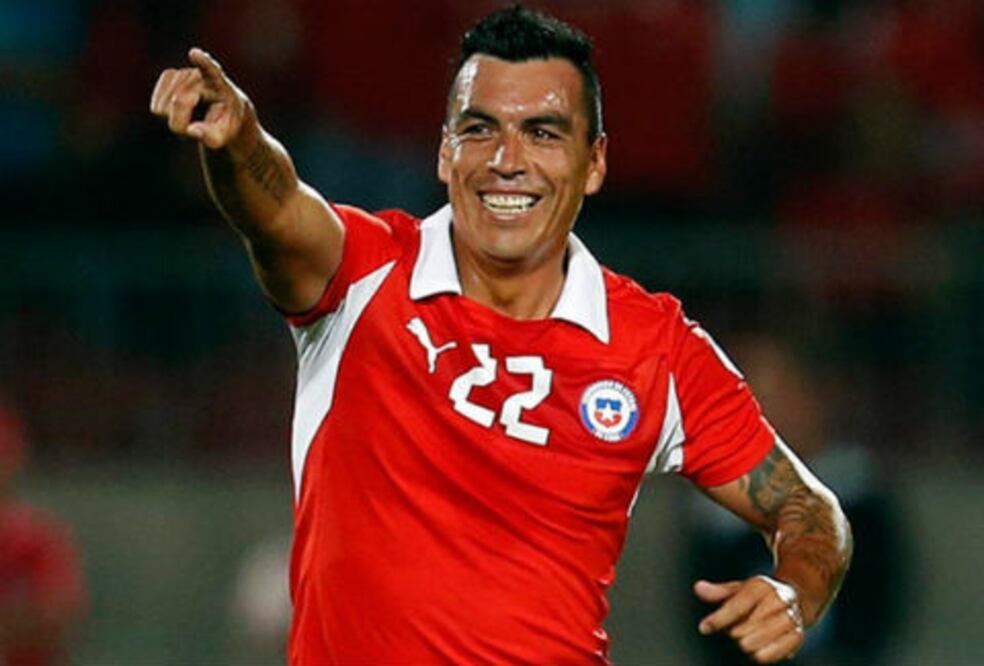 Esteban Paredes llega a Gallos Blancos