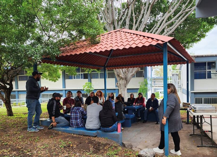 Facultad de Psicología de la UAQ anuncia clases virtuales, tras mensaje de amenaza. Foto: Facebook Facultad de Psicología y Educación