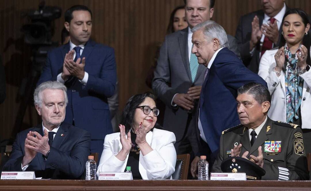 Ningún protocolo obliga a la presidenta de la Corte a ponerse de pie ante AMLO: oposición en el Senado 