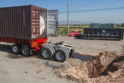 Fuga interrumpe servicio telefónico