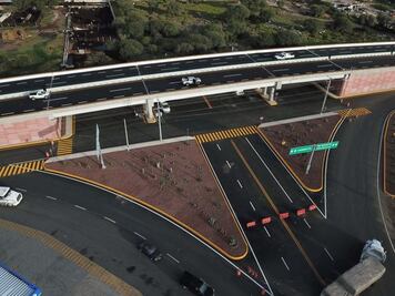 Entregan dos obras carreteras en dos municipios