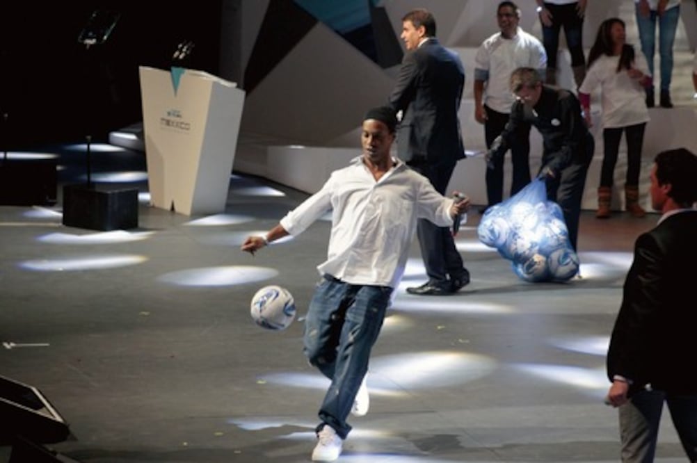 Externa humildad, timidez... y alegría